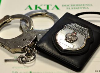 Українка три рази міняла паспорт, щоб не платити штрафи в Польщі