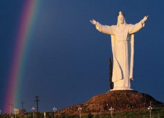У Лодзінському воєводстві зведуть найбільший хрест в Польщі