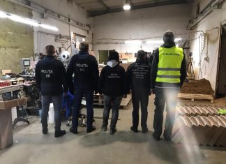 Українців і молдаван в неволі примушували виготовляти сигарети на мільйони євро
