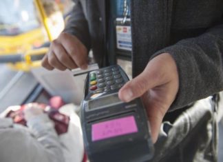 У Варшаві кожен день контролери штрафують 600 пасажирів без квитків